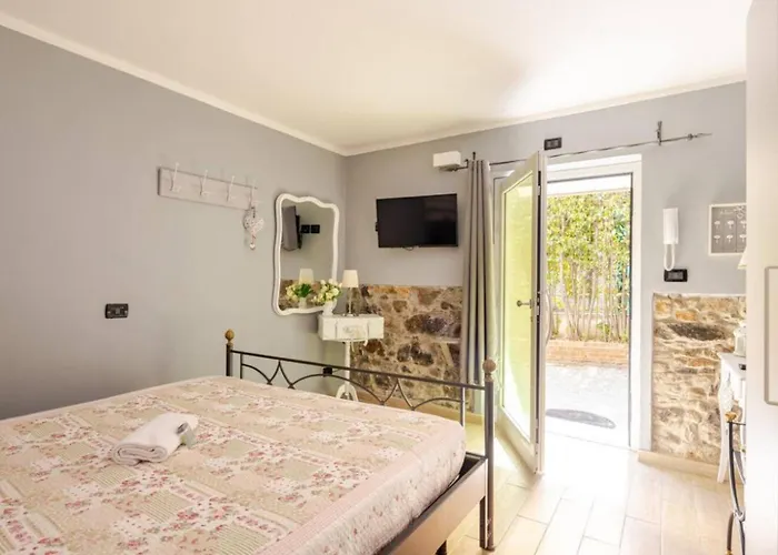 La Casetta Dei Sogni Casa Con Giardino E Parcheggio Privato Vicino Alle Cinque Terre La Spezia